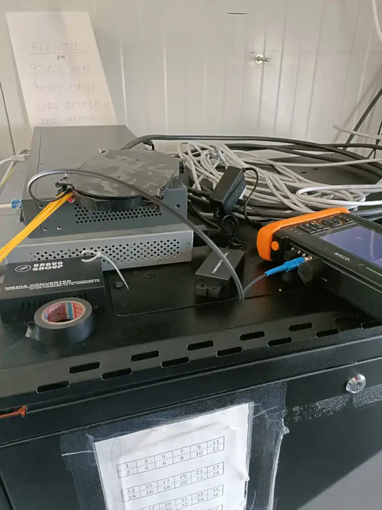 rack lucrare teren